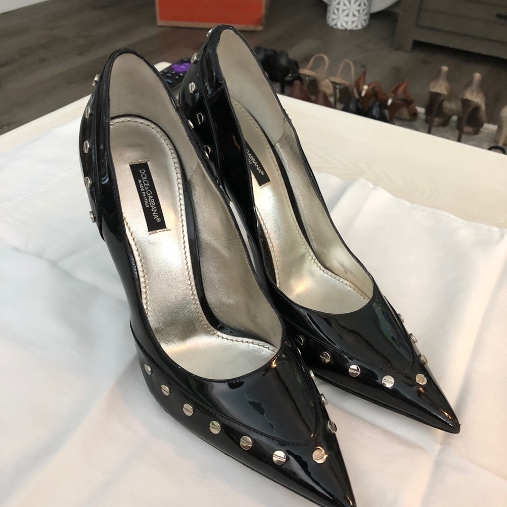 DOLCE & GABBANA stud pumps black